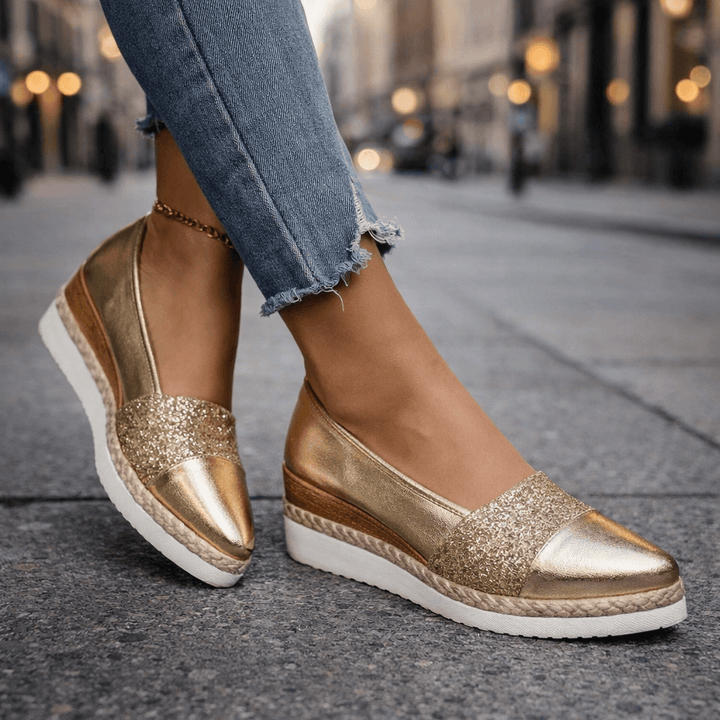 Alethea - сандали с блестяща платформа