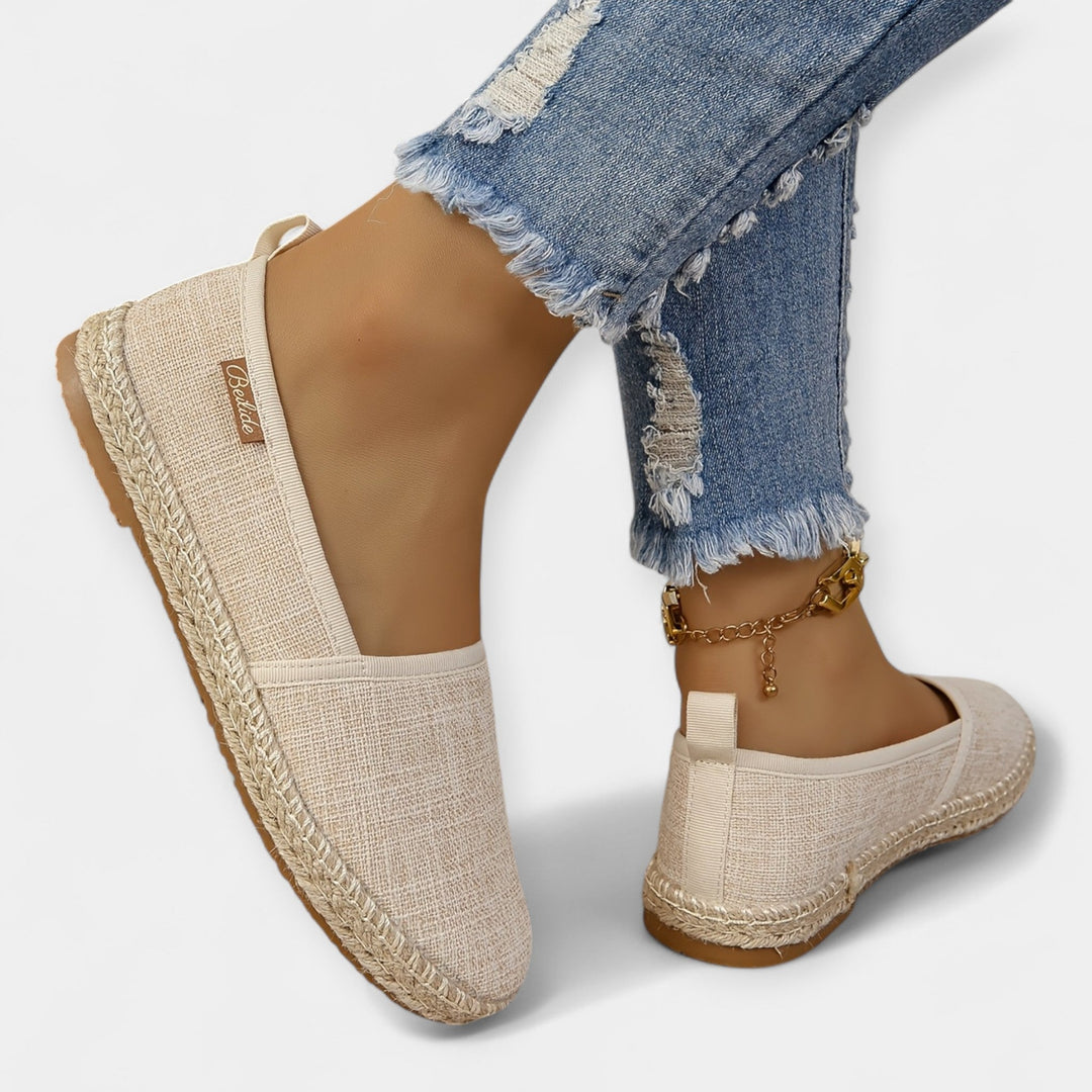 Леки Slip-On Лофери